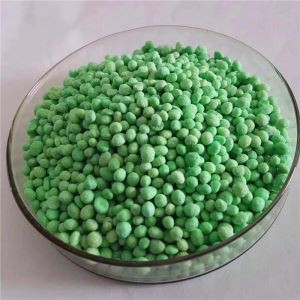 博士氨基酸硝基 - 蚕丝颗粒进口NPK 15 5 5 20越南肥料